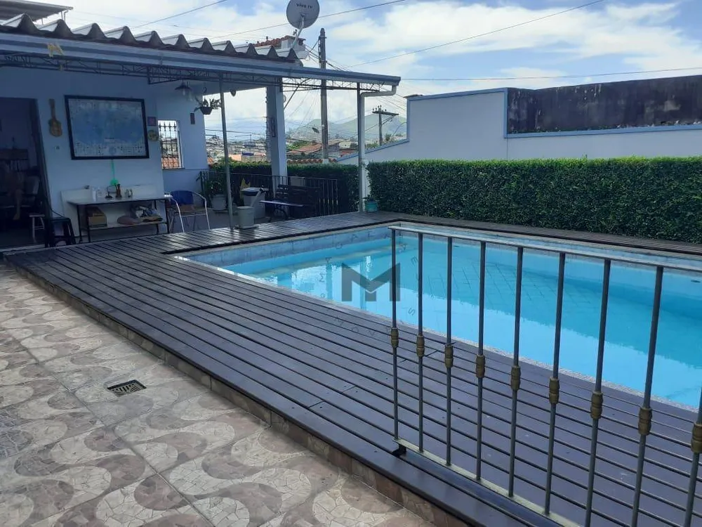 Casa, 3 quartos, 283 m² - Foto 2