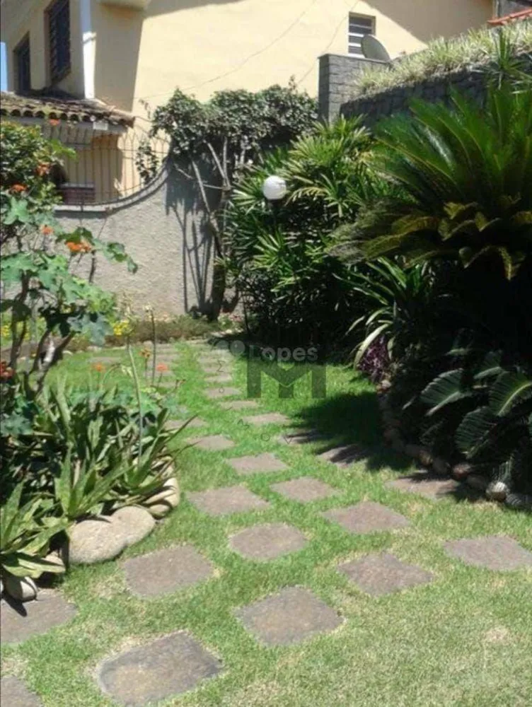 Casa, 5 quartos, 251 m² - Foto 13