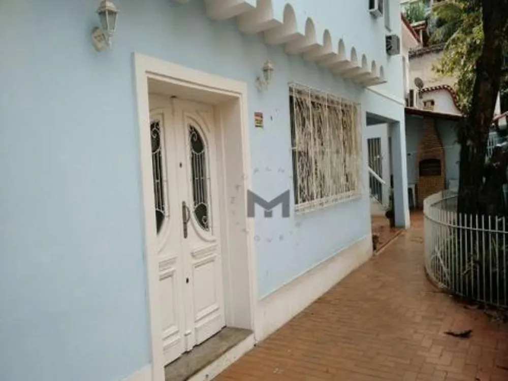 Casa, 5 quartos, 260 m² - Foto 1