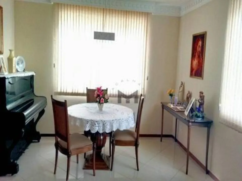 Casa, 5 quartos, 260 m² - Foto 5