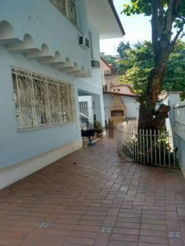 Casa, 5 quartos, 260 m² - Foto 19