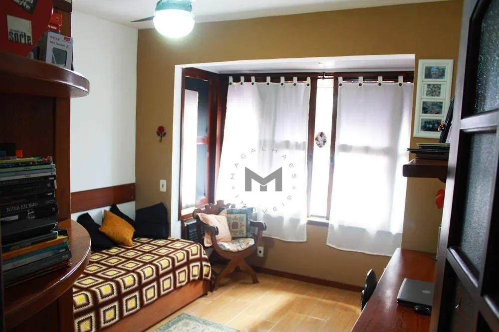 Casa, 3 quartos, 218 m² - Foto 13