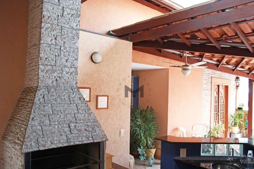 Casa, 3 quartos, 218 m² - Foto 3
