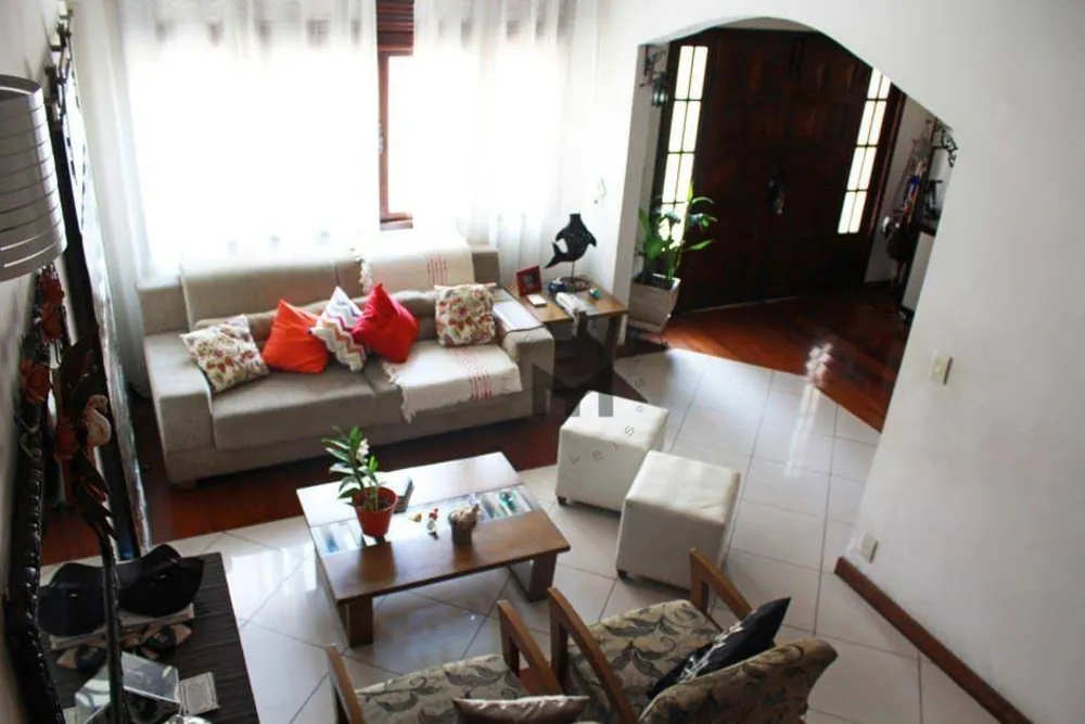 Casa, 3 quartos, 218 m² - Foto 9