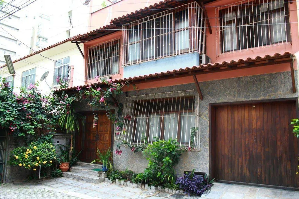 Casa, 3 quartos, 218 m² - Foto 4