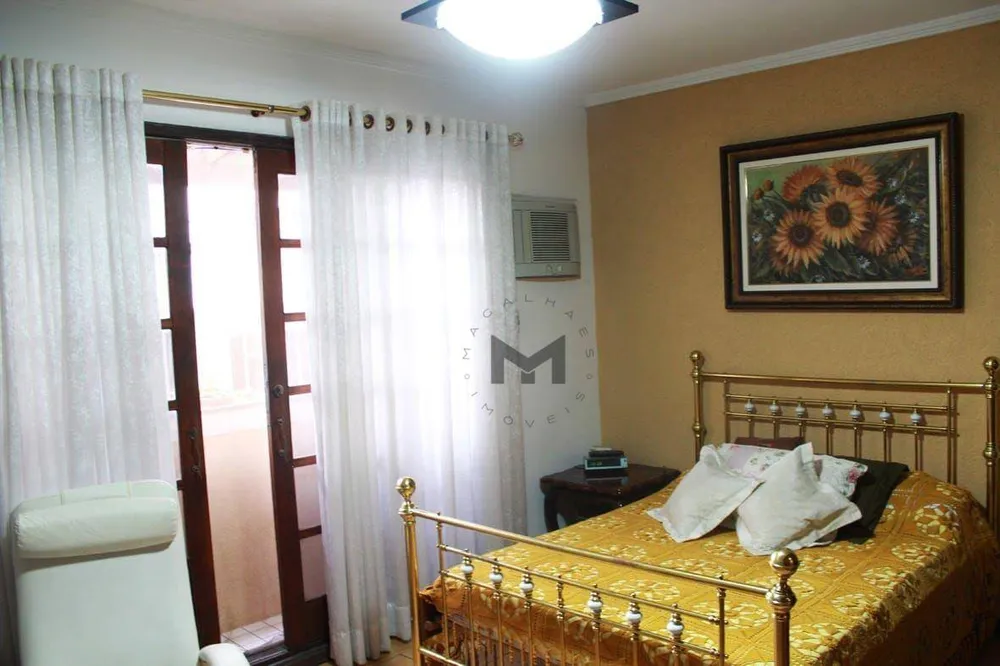 Casa, 3 quartos, 218 m² - Foto 15