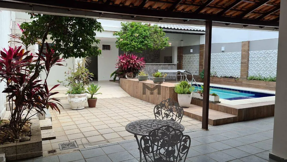 Casa, 4 quartos, 180 m² - Foto 2