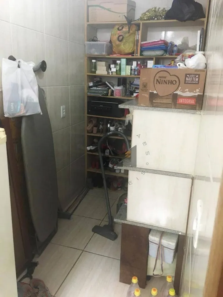 Casa, 4 quartos, 240 m² - Foto 18