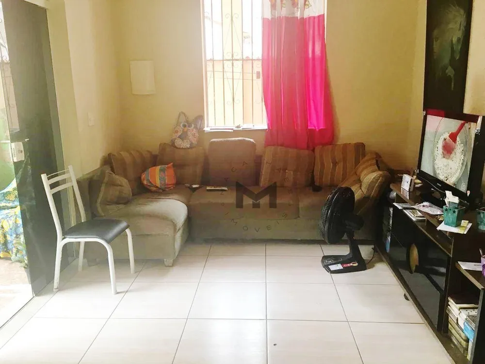 Casa, 4 quartos, 240 m² - Foto 2