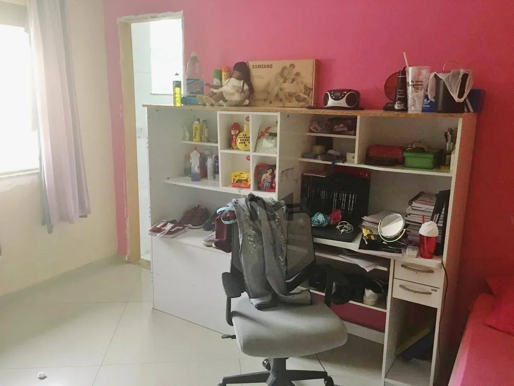 Casa, 4 quartos, 240 m² - Foto 23