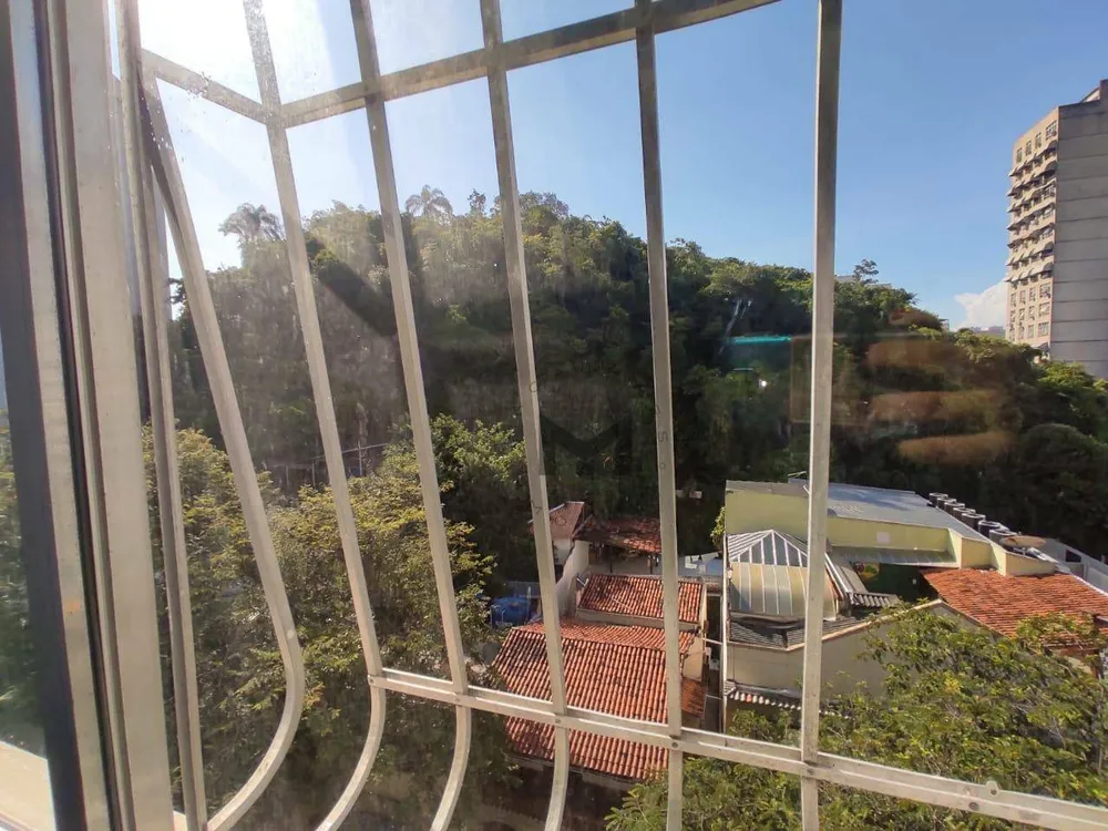 Apartamento, 3 quartos, 100 m² - Foto 2