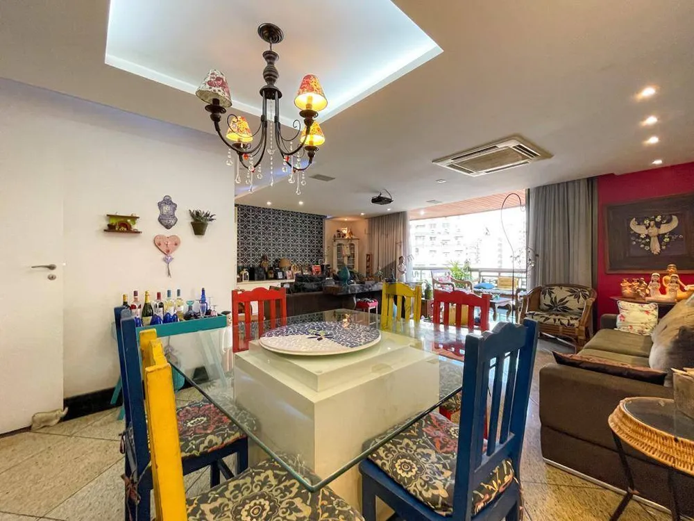 Apartamento, 4 quartos, 200 m² - Foto 1