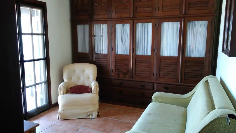 Casa, 3 quartos, 300 m² - Foto 13