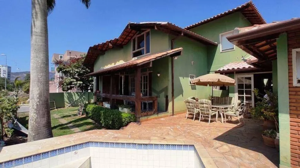 Casa, 4 quartos, 254 m² - Foto 2