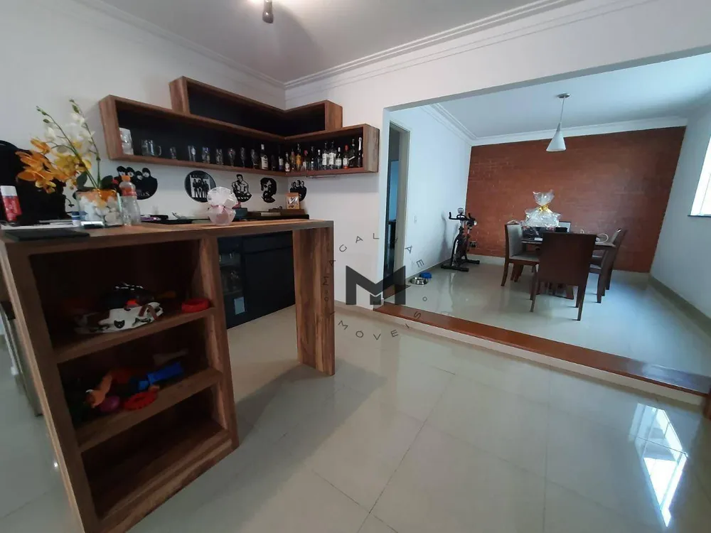 Casa, 4 quartos, 260 m² - Foto 11