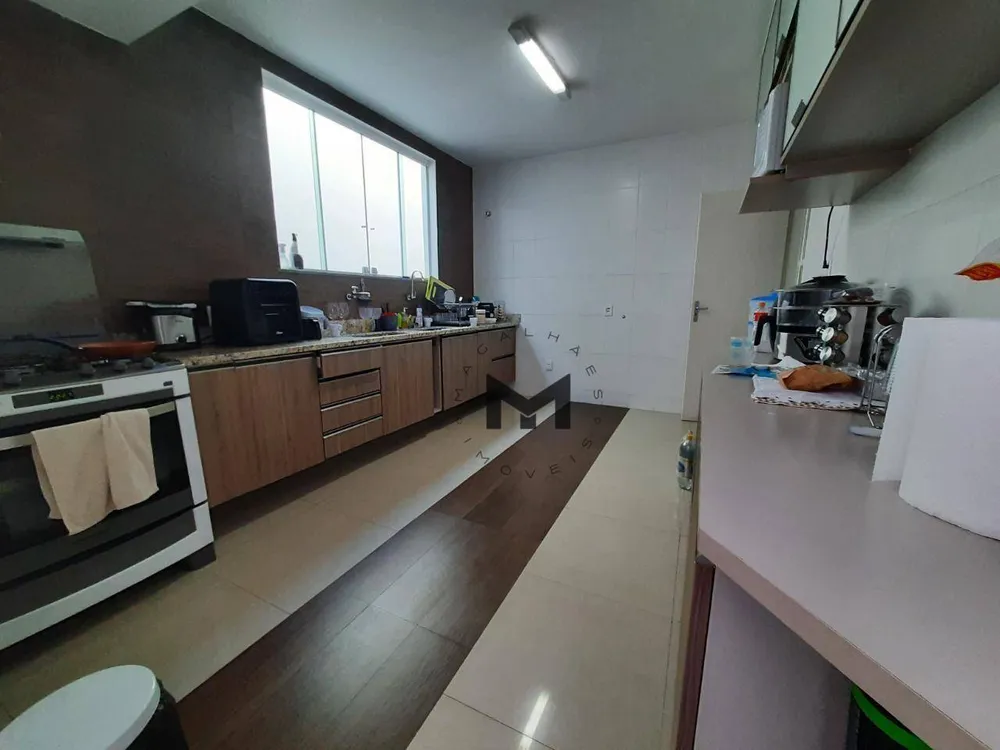 Casa, 4 quartos, 260 m² - Foto 30