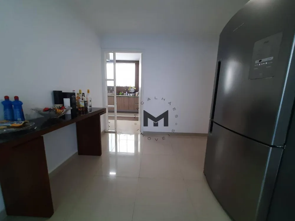 Casa, 4 quartos, 260 m² - Foto 10