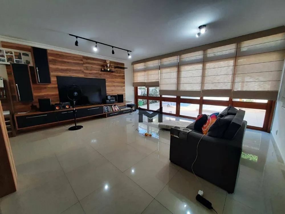 Casa, 4 quartos, 260 m² - Foto 3