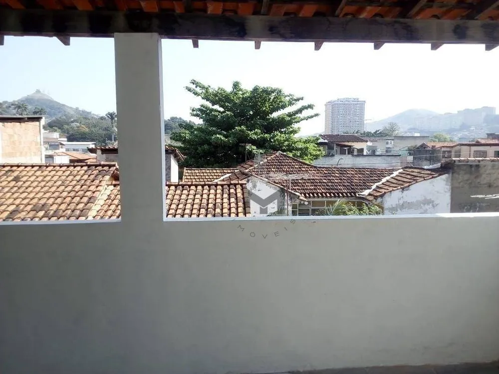 Casa, 5 quartos, 220 m² - Foto 1