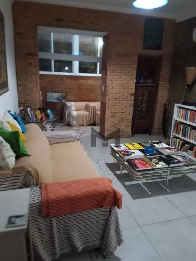 Apartamento, 3 quartos, 130 m² - Foto 1