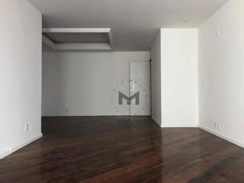 Apartamento, 3 quartos, 130 m² - Foto 1