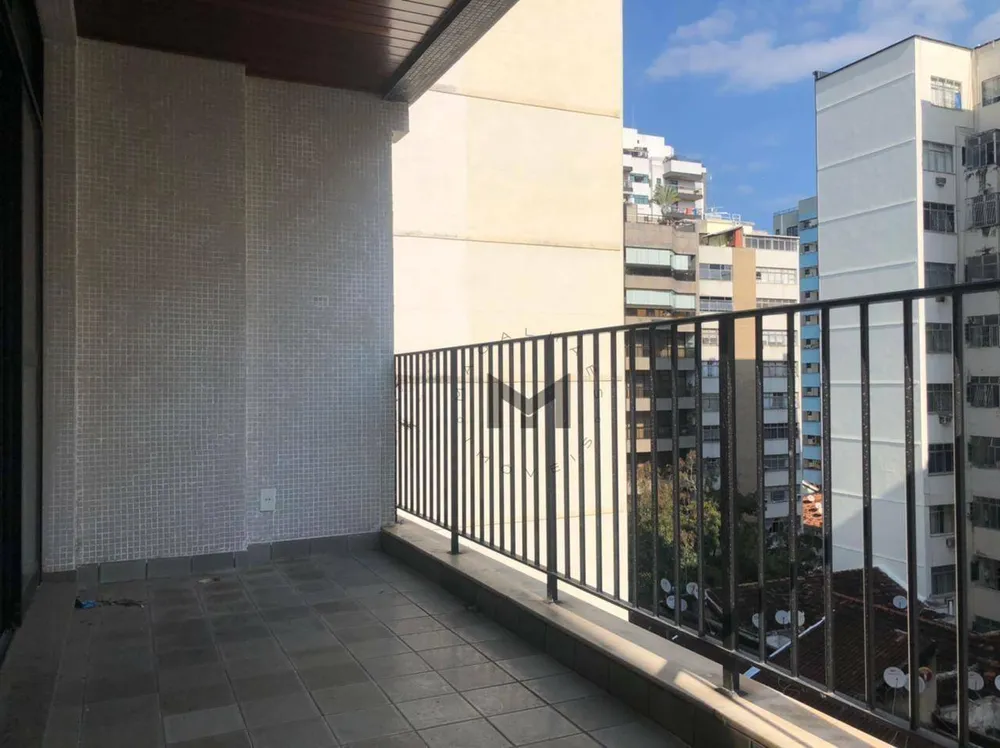 Apartamento, 3 quartos, 130 m² - Foto 3