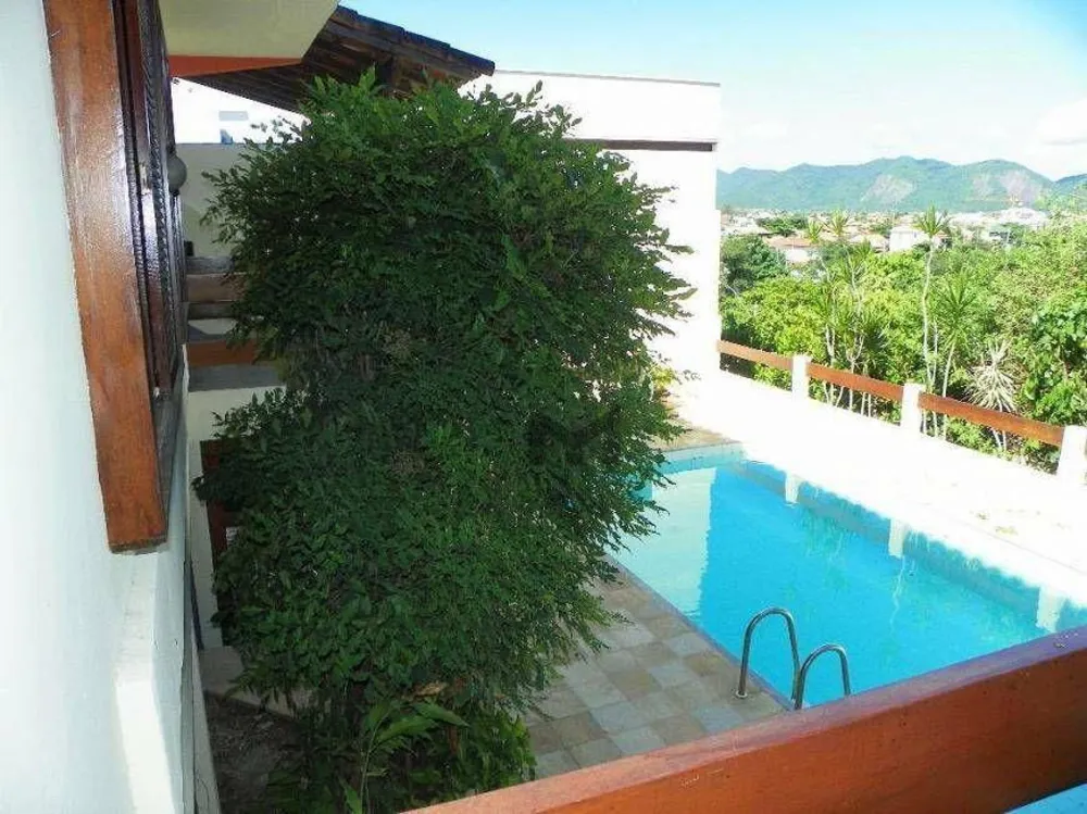 Casa, 4 quartos, 366 m² - Foto 1