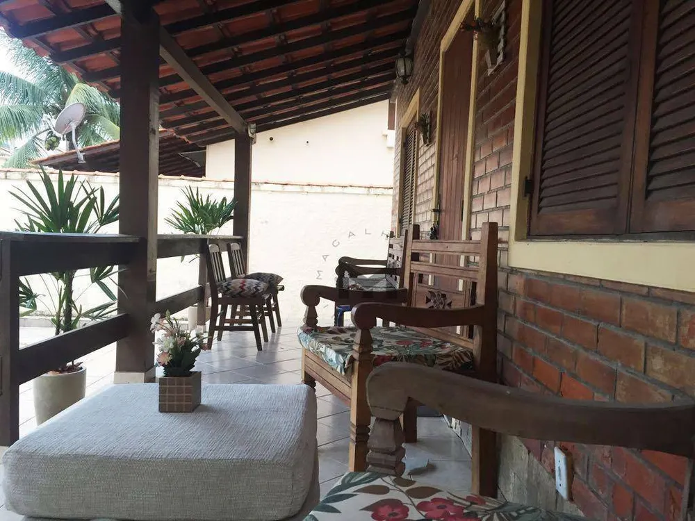 Casa, 3 quartos, 280 m² - Foto 1