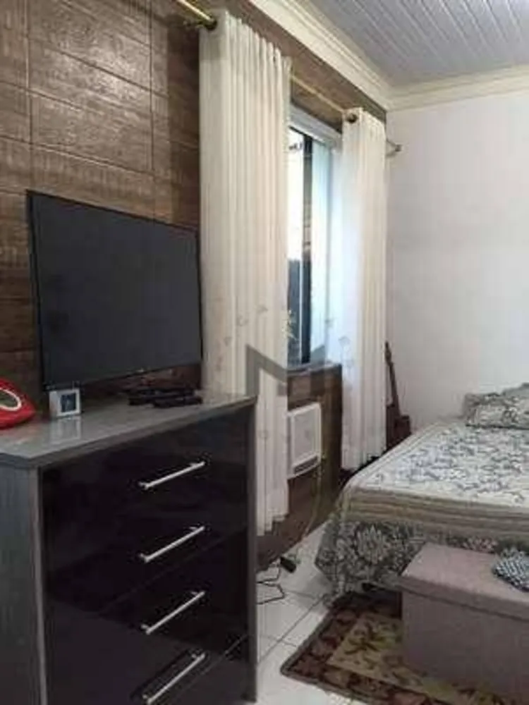 Casa, 4 quartos, 240 m² - Foto 9