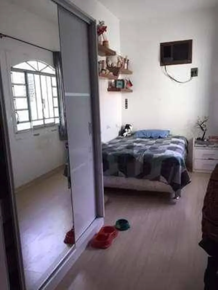 Casa, 4 quartos, 240 m² - Foto 12