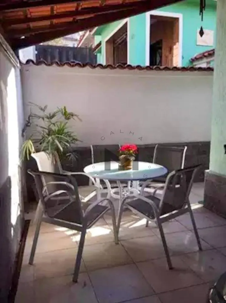 Casa, 4 quartos, 240 m² - Foto 1