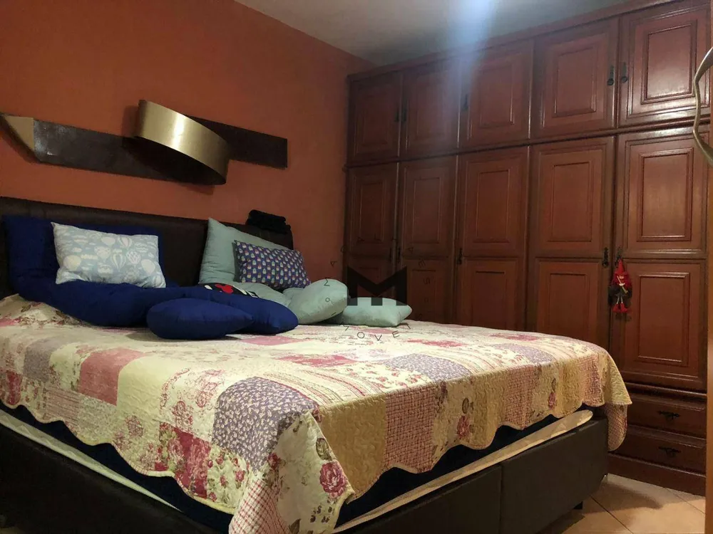 Casa, 4 quartos, 232 m² - Foto 24