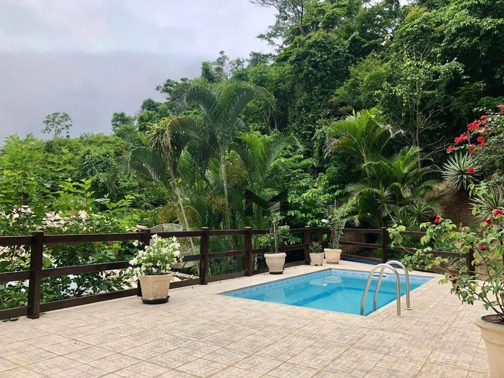 Casa, 4 quartos, 232 m² - Foto 1