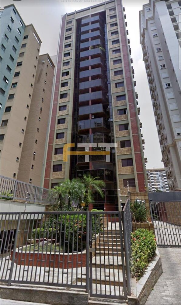 Apartamento para alugar com 3 quartos, 146m² - Foto 23