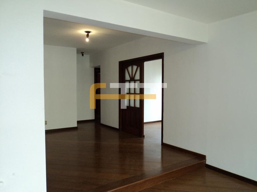 Apartamento para alugar com 3 quartos, 146m² - Foto 20
