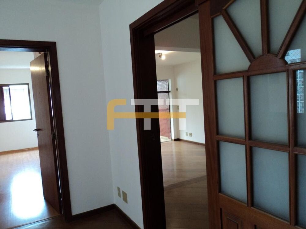 Apartamento para alugar com 3 quartos, 146m² - Foto 14