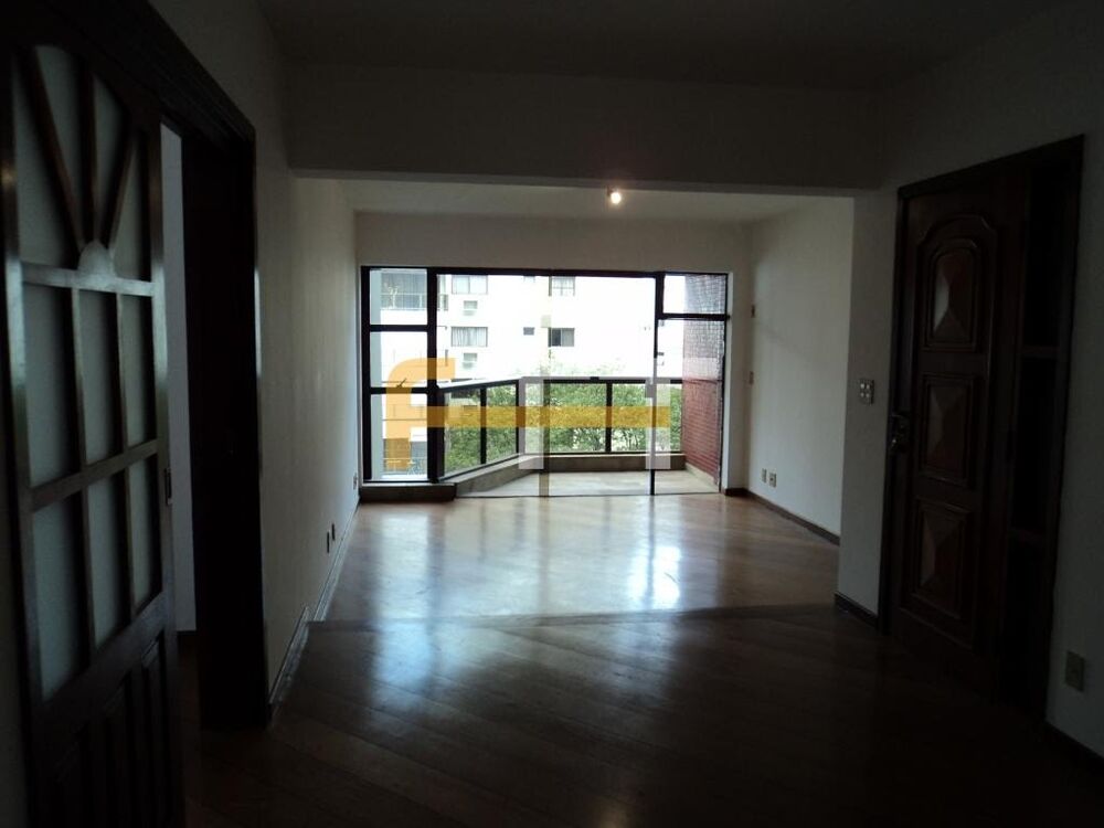 Apartamento para alugar com 3 quartos, 146m² - Foto 22
