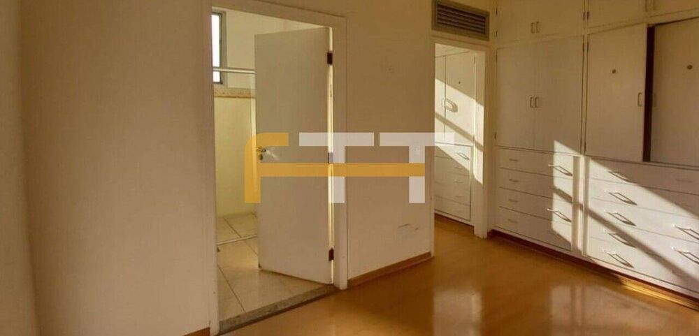 Apartamento à venda com 4 quartos, 281m² - Foto 4