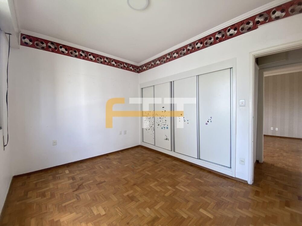 Apartamento à venda com 3 quartos, 124m² - Foto 6