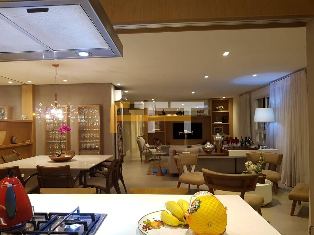 Apartamento à venda com 4 quartos, 214m² - Foto 9