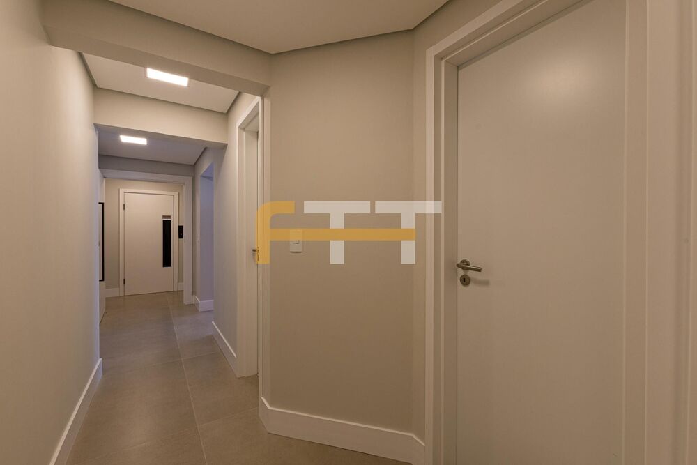 Apartamento à venda com 3 quartos, 200m² - Foto 42