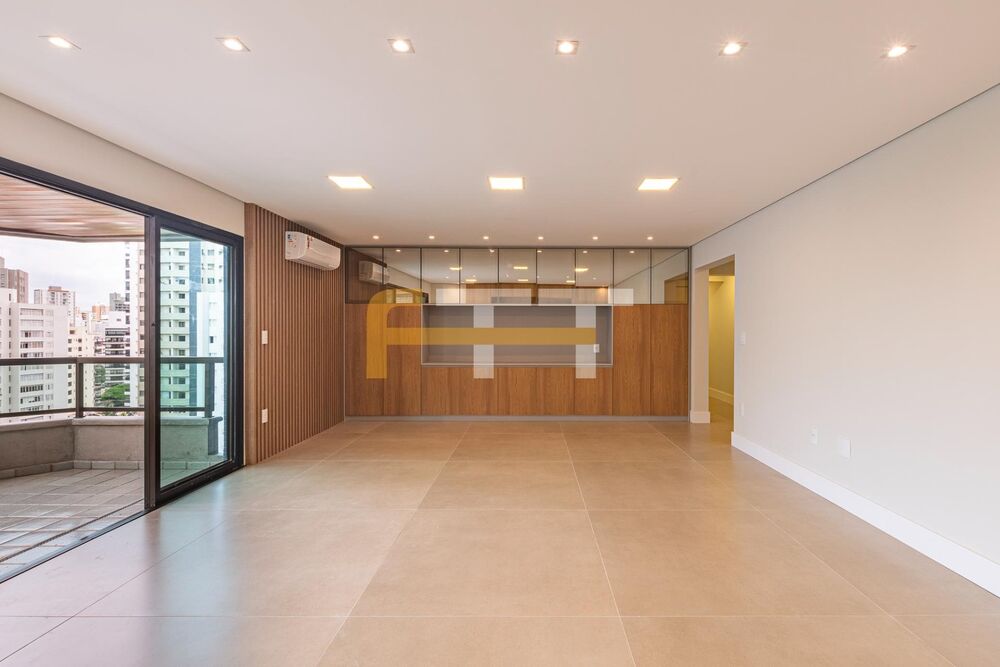 Apartamento à venda com 3 quartos, 200m² - Foto 12