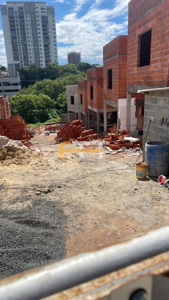 Casa, 3 quartos, 110 m² - Foto 1