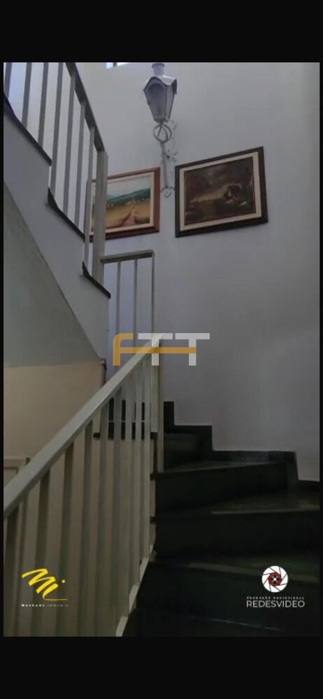 Casa, 5 quartos, 330 m² - Foto 1