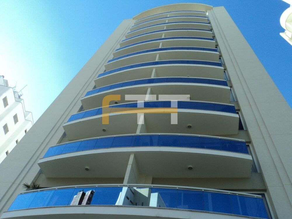 Apartamento à venda e aluguel com 3 quartos, 151m² - Foto 5