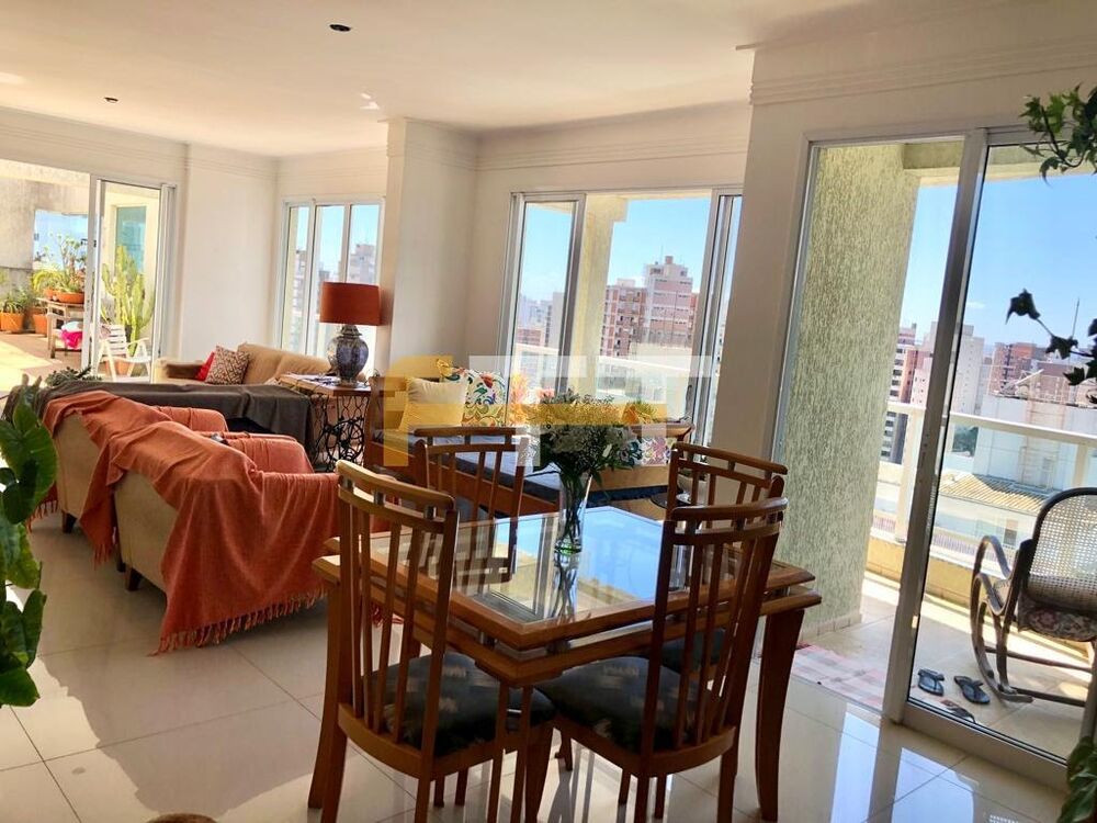 Cobertura, 3 quartos, 213 m² - Foto 10