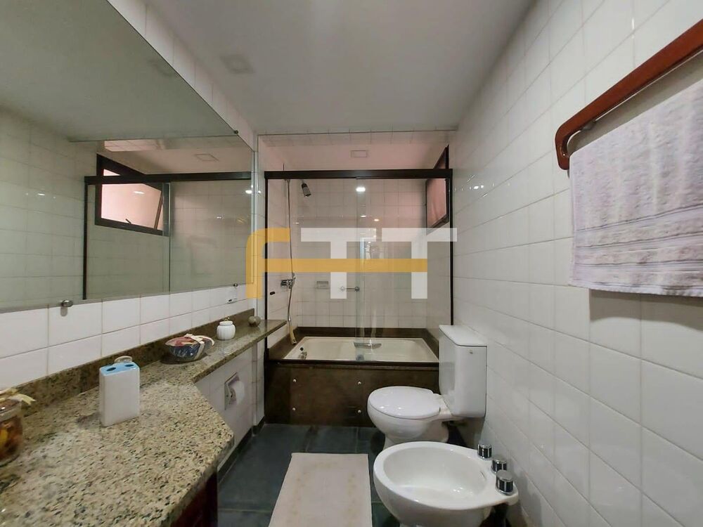 Apartamento à venda com 4 quartos, 226m² - Foto 20