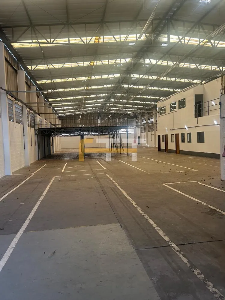 Depósito-Galpão, 1827 m² - Foto 1