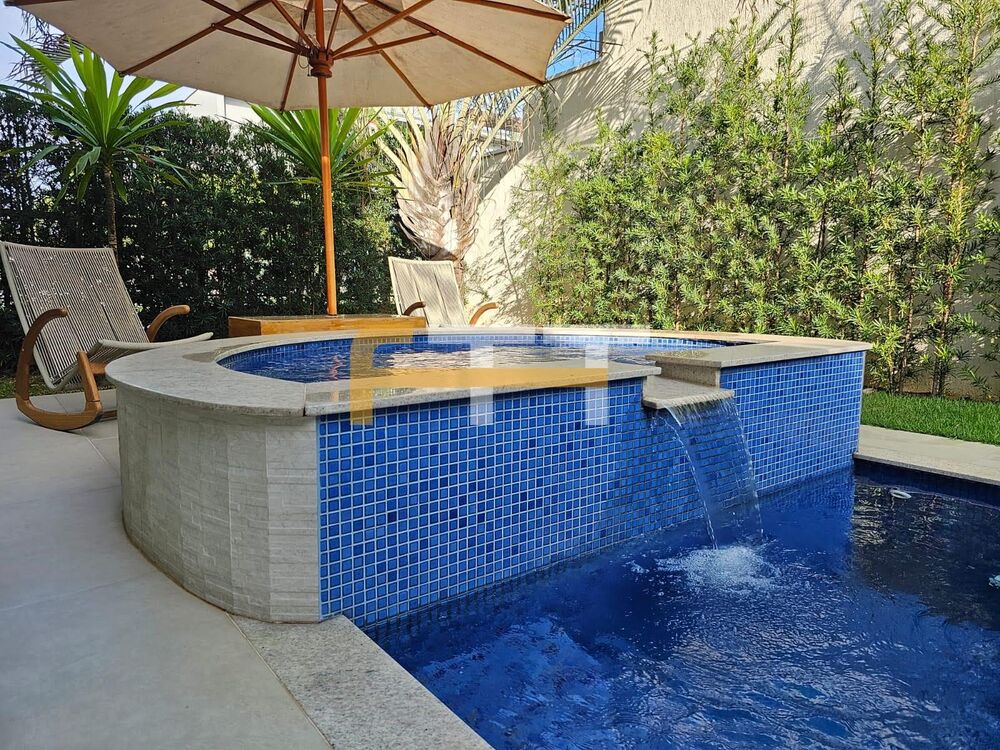Casa de Condomínio à venda com 4 quartos, 312m² - Foto 3