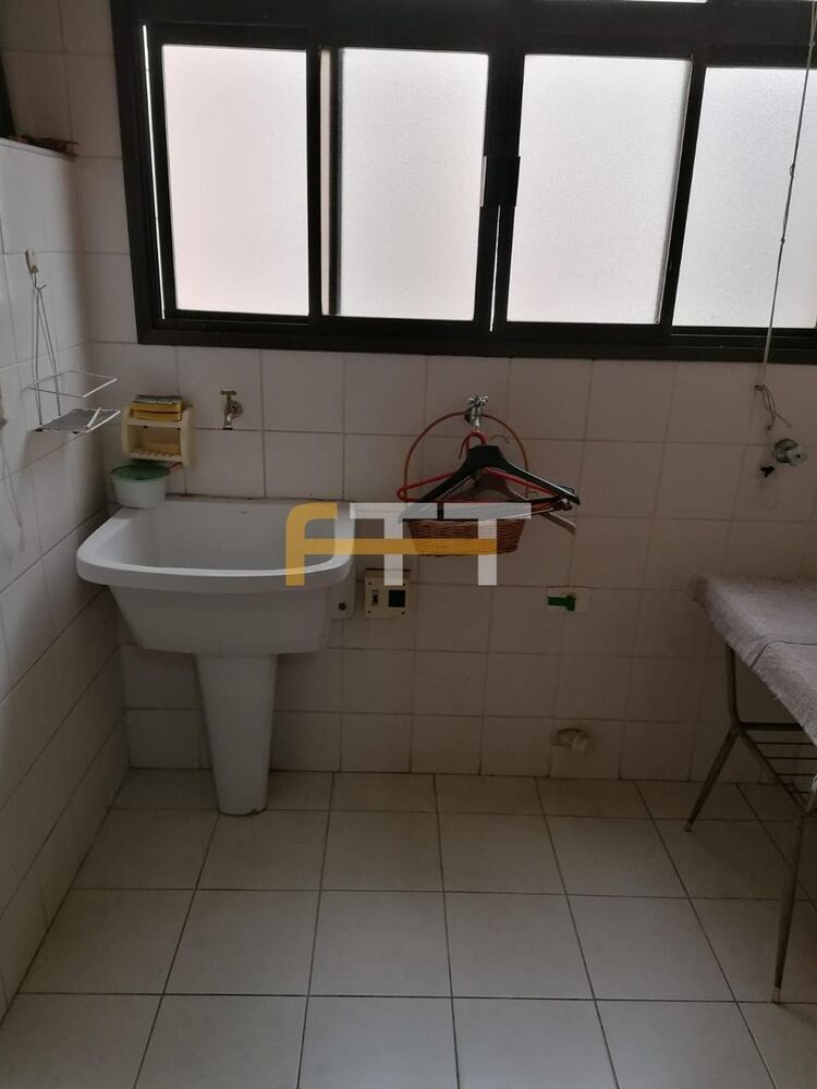 Apartamento à venda com 3 quartos, 116m² - Foto 8